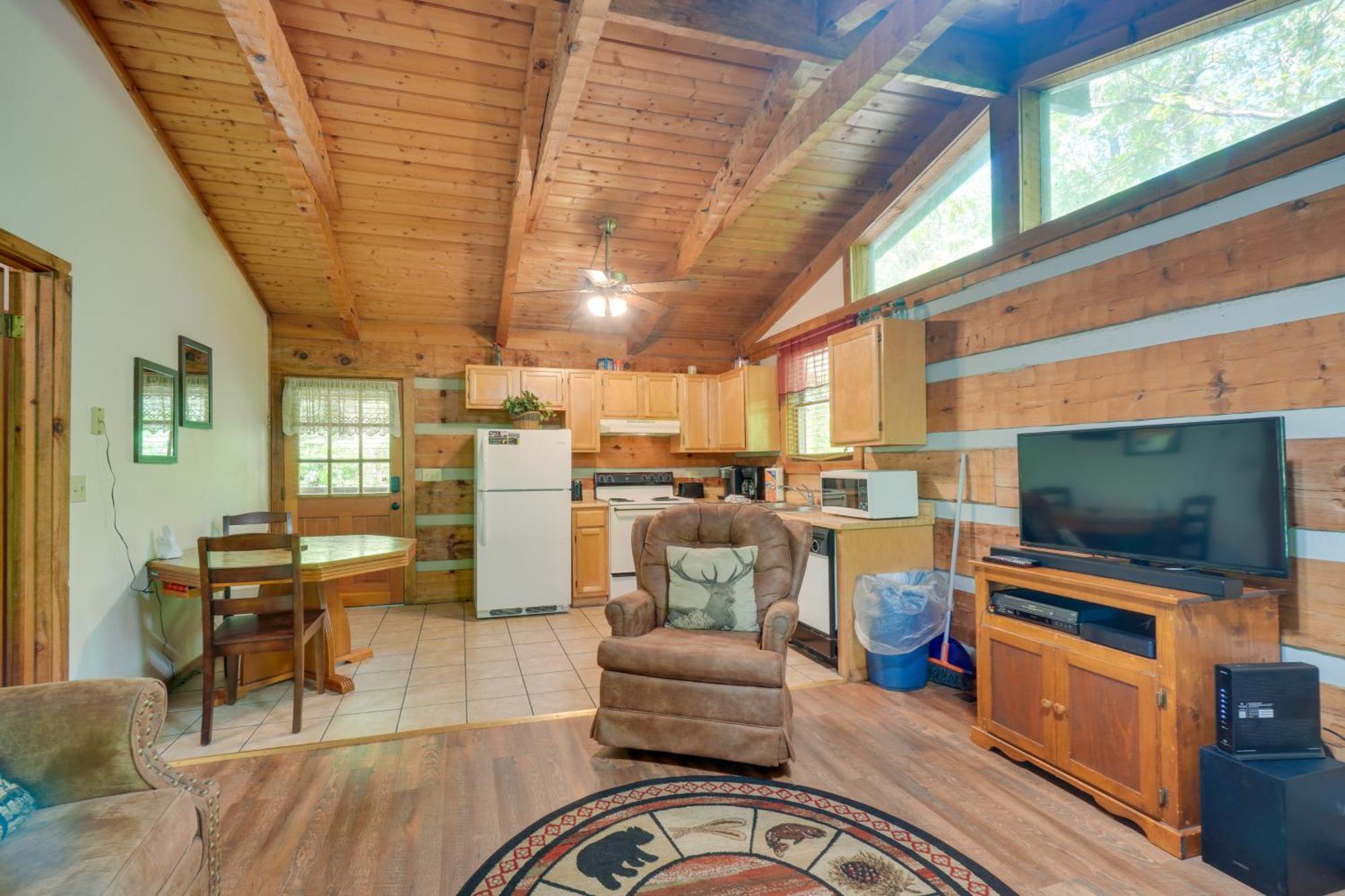 Gatlinburg Cabin With Hot Tub About 6 Mi To Downtown! Екстериор снимка